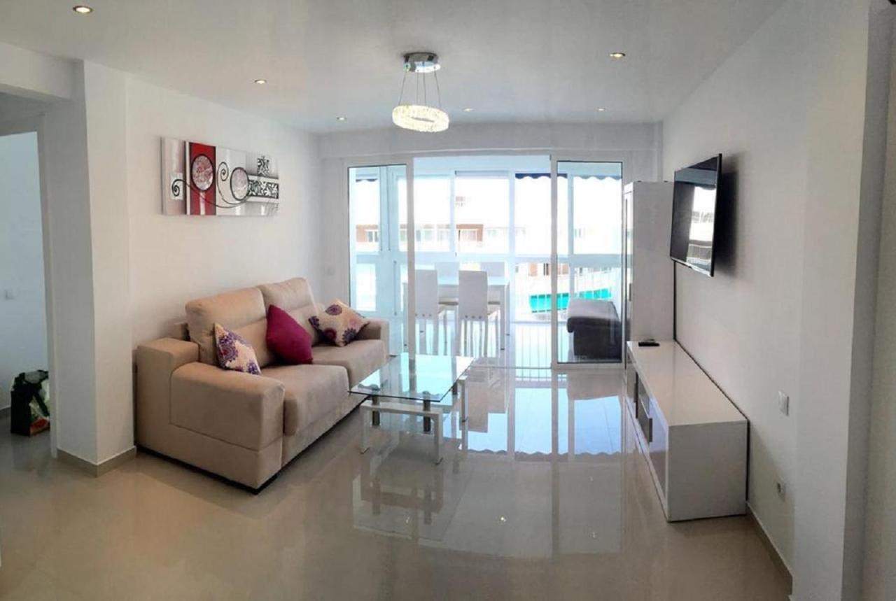 Levante Beachfront Luxury Apartment Benidorm Buitenkant foto