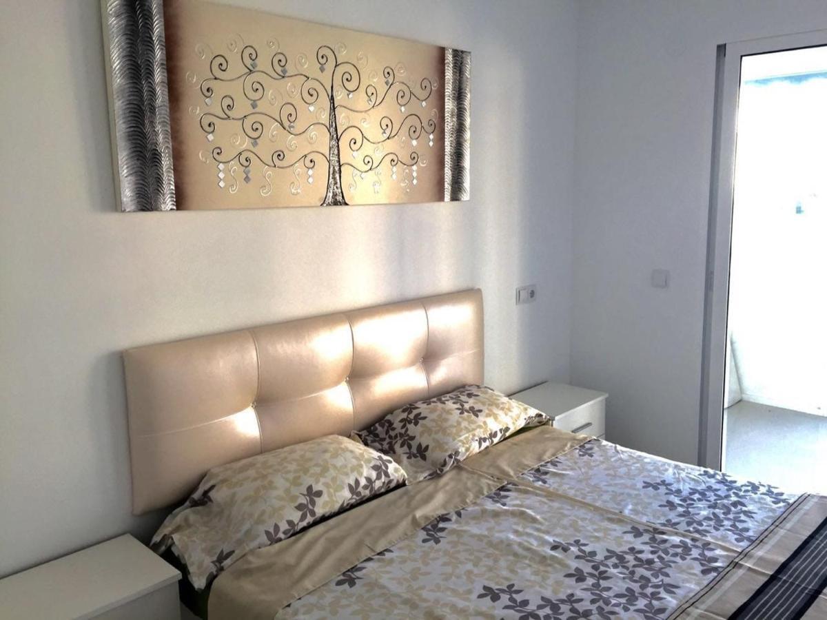 Levante Beachfront Luxury Apartment Benidorm Buitenkant foto
